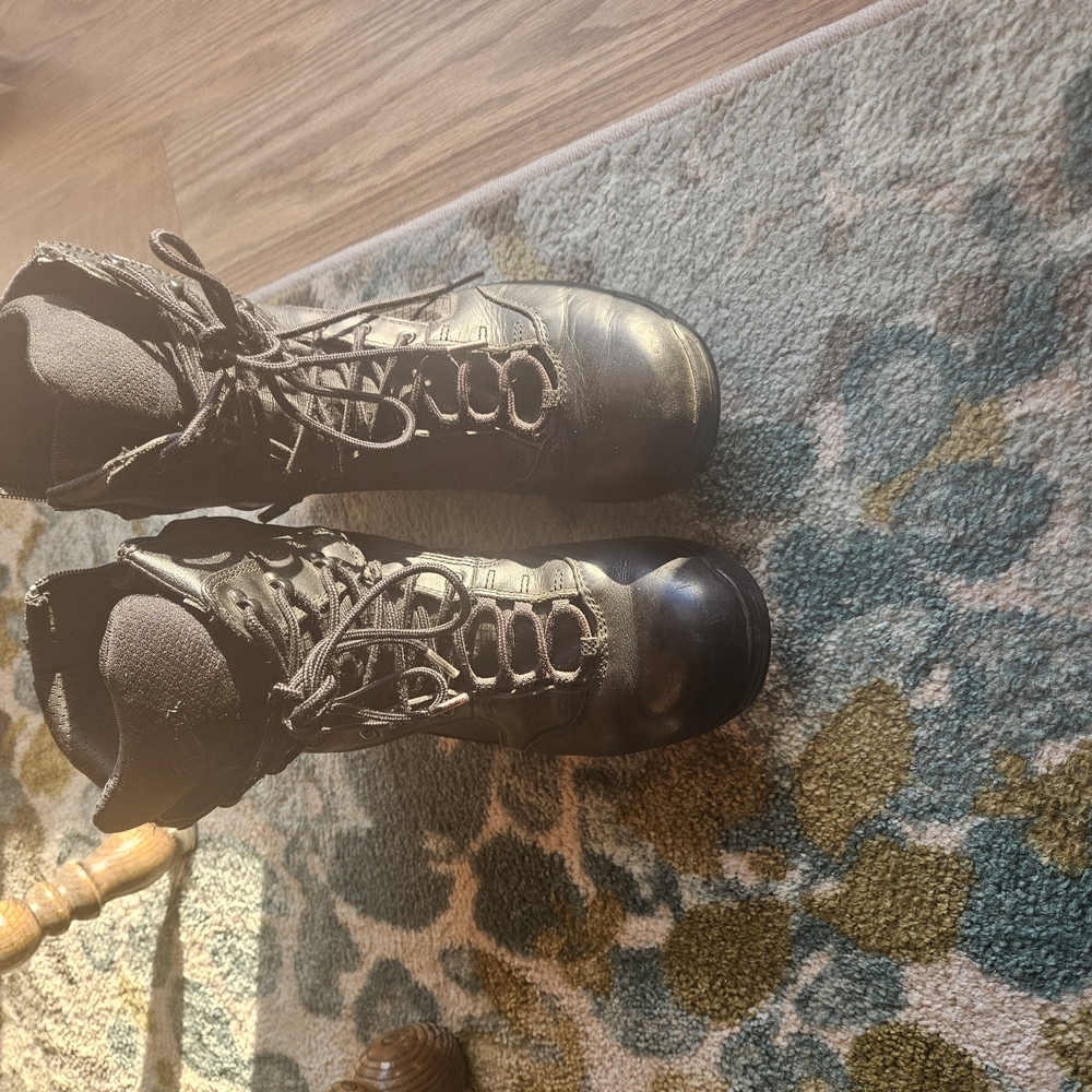 Danner Black Men's Boots - Picture 2 of 6